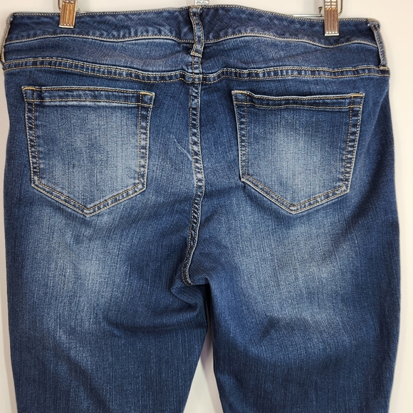 Torrid Slim Boot Cut Jean Premium Stretch Distressed Medium Wash 14 Regular - Picture 7 of 11